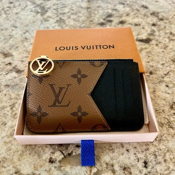 Louis Vuitton Romy Card Holder Monogram Reverse ***Price is Firm*** - Picture 7 of 13